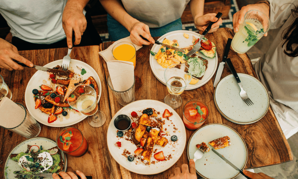 friendsgiving brunch